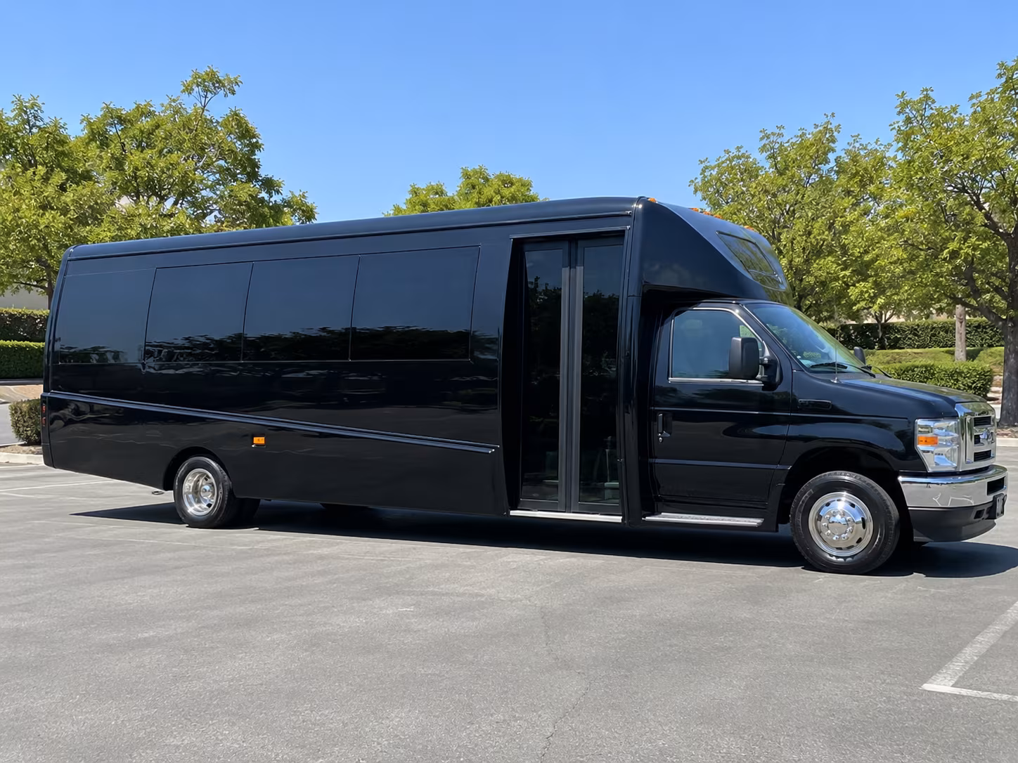 charter buses for large conway high school prom groups