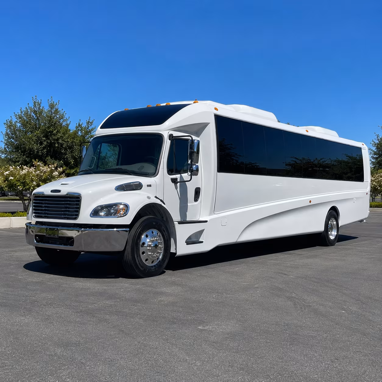 conway 25 passenger minibus