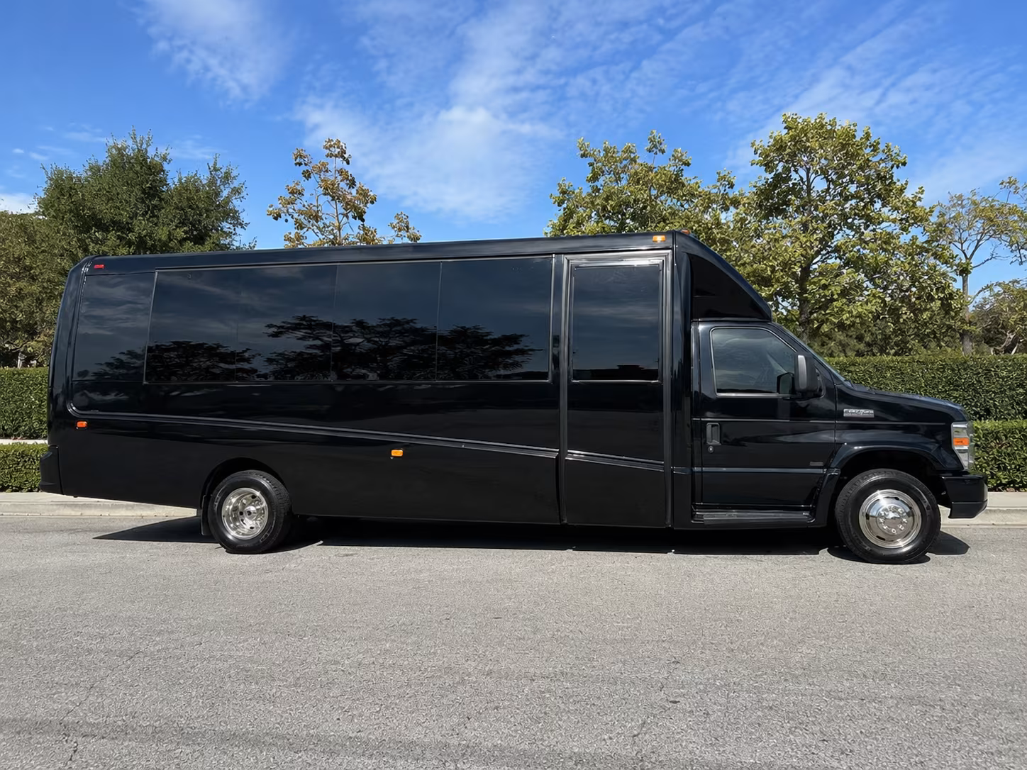 group bus rentals for corporate and private concert outings in conway